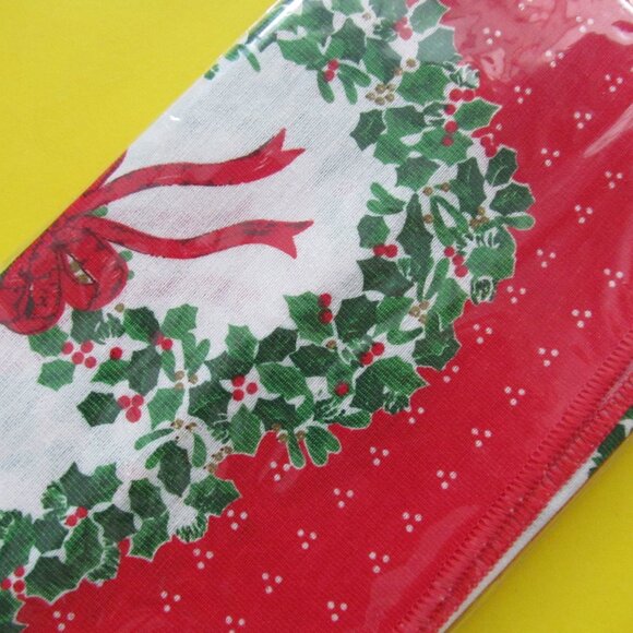 Vintage Christmas napkins (Set of 4) Ribbons 'n Wreaths Holiday decor - Picture 6 of 6